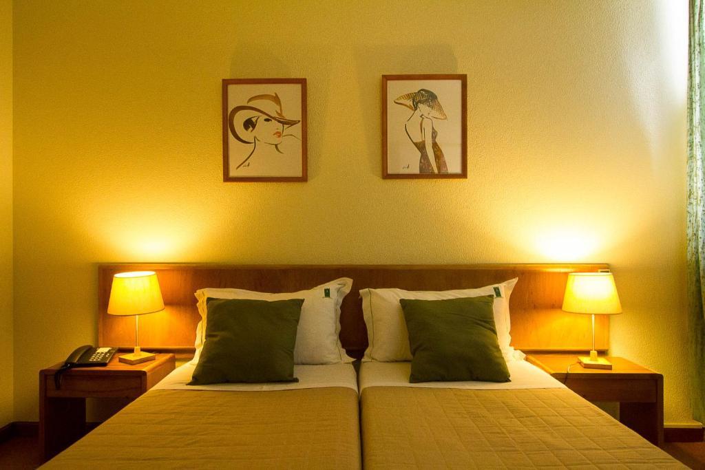 S. Mamede Hotel ギマランイス 部屋 写真